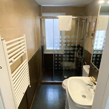 El Tesoro De Julieta - A Un Paso Del Centro - Wifi Oviedo